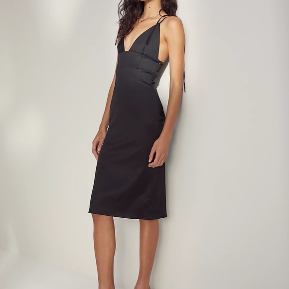 Wilfred Zadie Dress | Aritzia | 4 - Picture 4 of 8